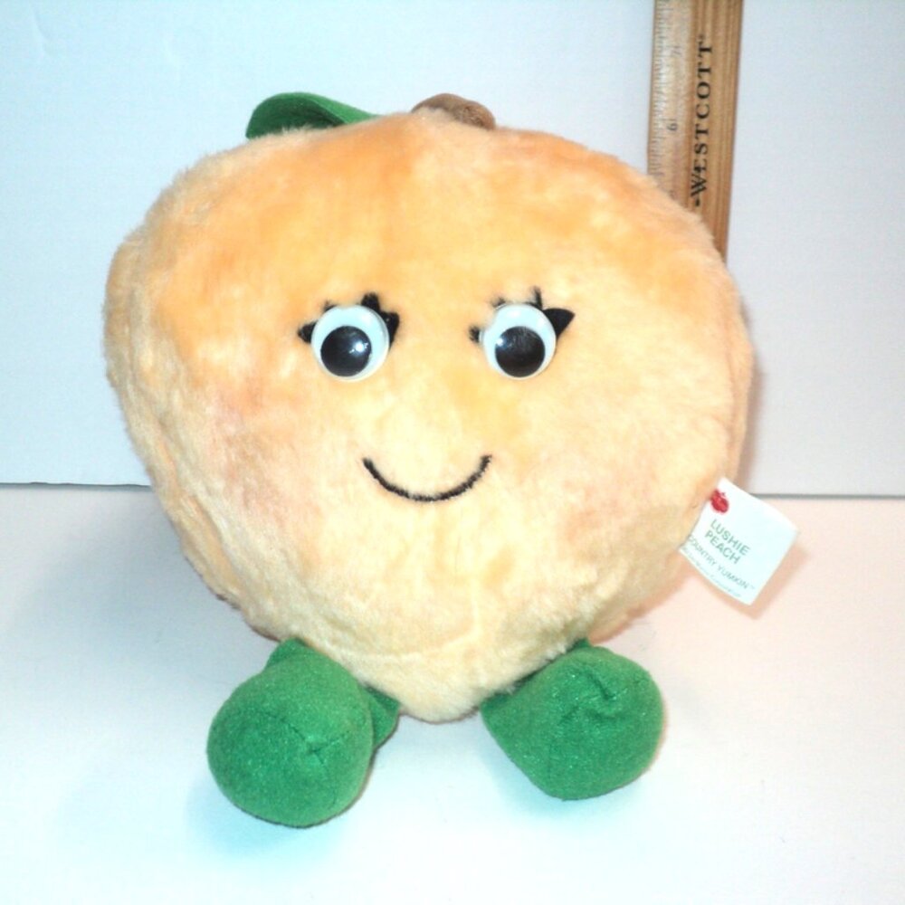 A Country Yumkin Lushie Peach Del Monte 1982 Plush Toy Vintage 8" Excellent!